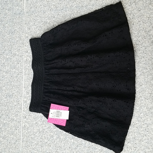 Iz Byer Other - iZ BYER girl black lace skirt